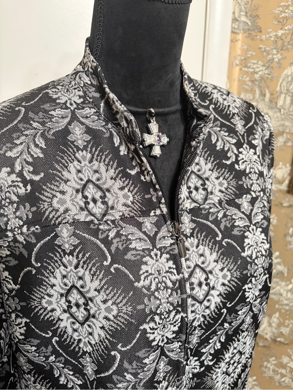 Classic Black & White Patterned Zip Jacket